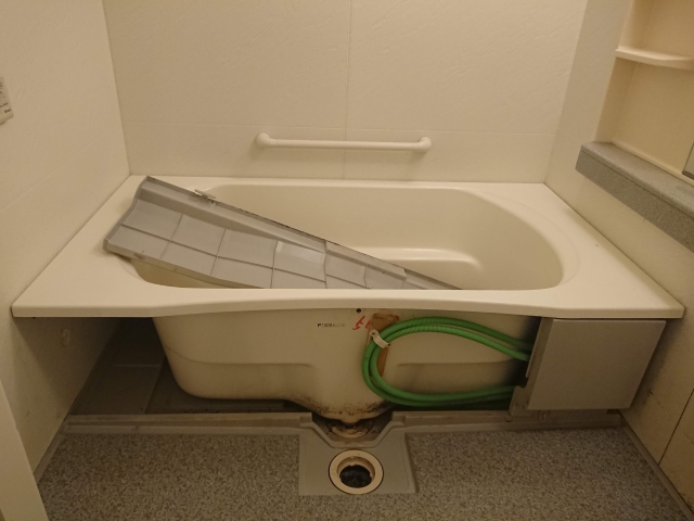 高圧洗浄機を使った浴室のお掃除 プロが教える高圧洗浄機 高圧洗浄